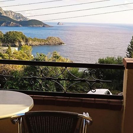 Vassilis Apartments Paleokastritsa Bagian luar foto