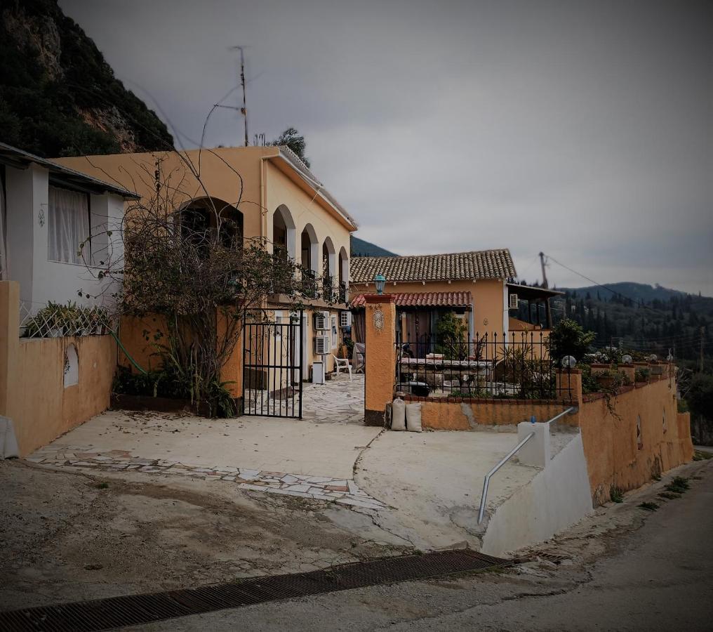 Vassilis Apartments Paleokastritsa Bagian luar foto