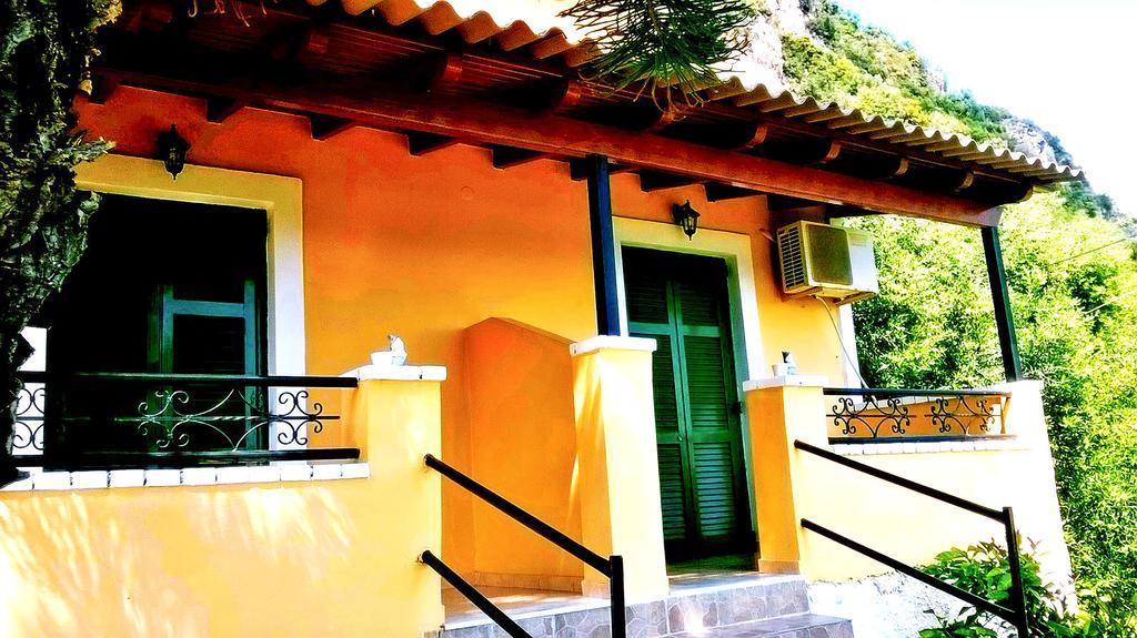 Vassilis Apartments Paleokastritsa Bagian luar foto